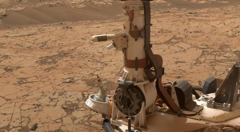 Mars Weather-Station Tools on Rover's Mast (NASA/JPL-Caltech/MSSS)