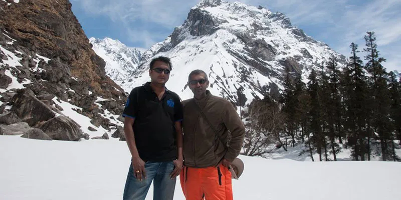 Co-founders Sajish GP (in black) and Randeep Hari.
