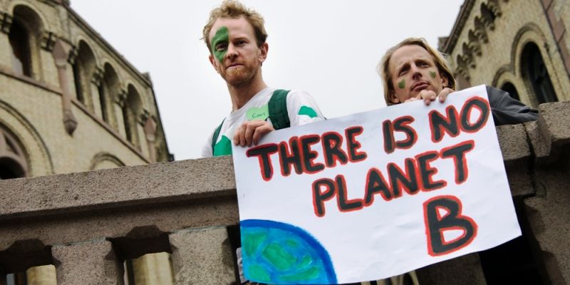 Thousands join climate change marches across the world