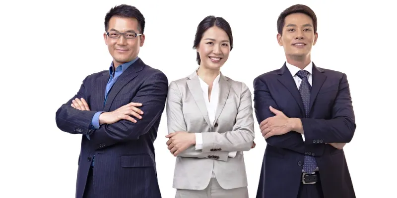 yourstory-singapore-businessmen