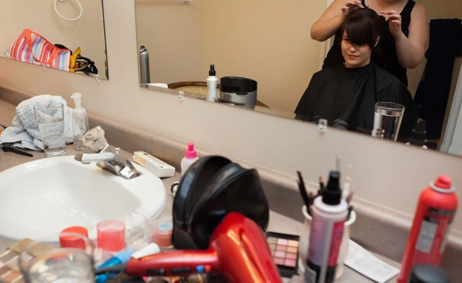 Beauty services marketplace StayGlad secures Series A from BVP and ex-Lakme Lever’s CEO