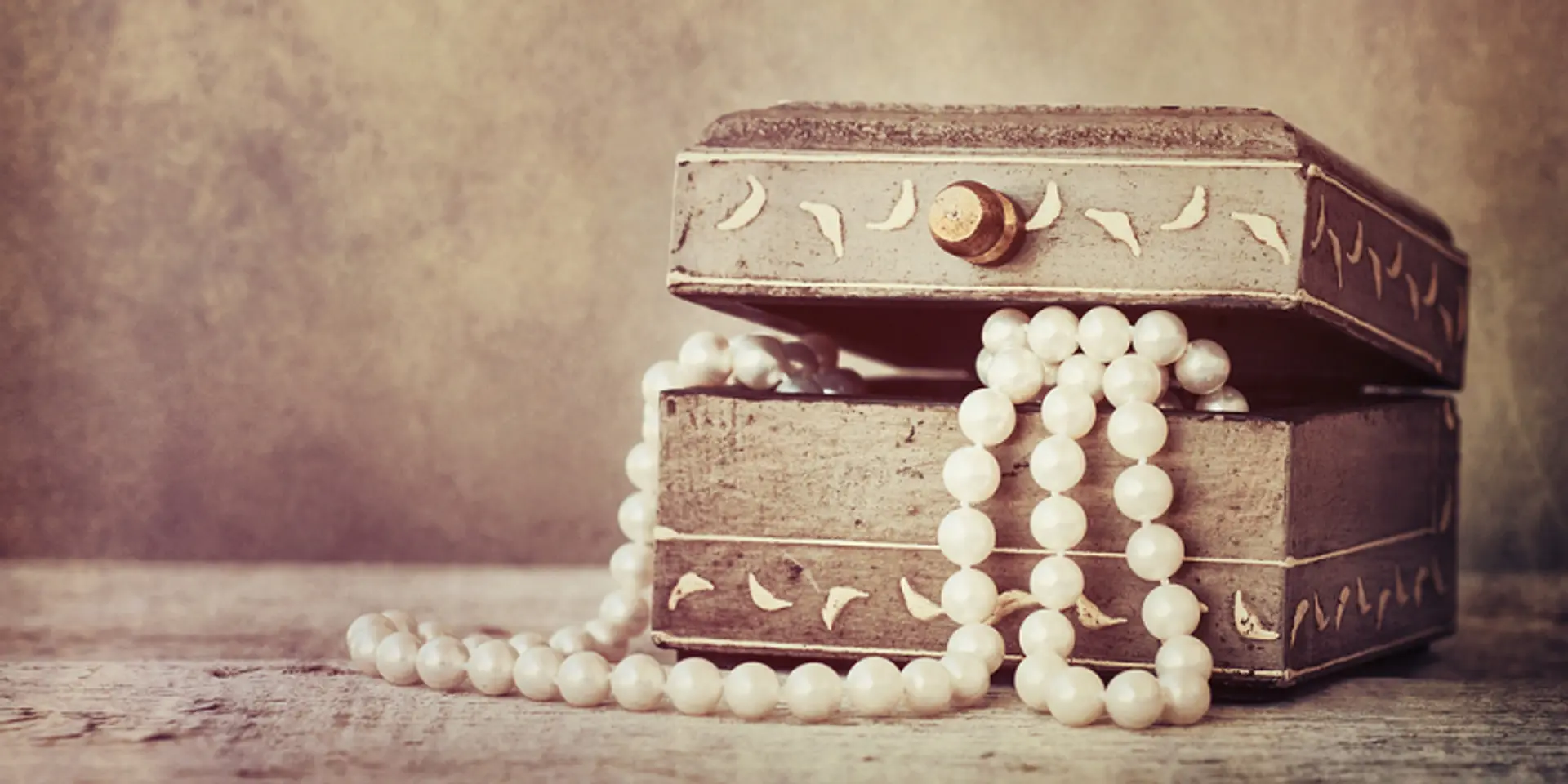 Opportunity for entrepreneurs as survey suggests innovation key for India's jewelry sector