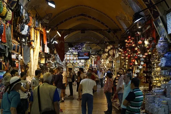 Roaming the Grand Bazaar of Istanbul for Pikkabox treasures