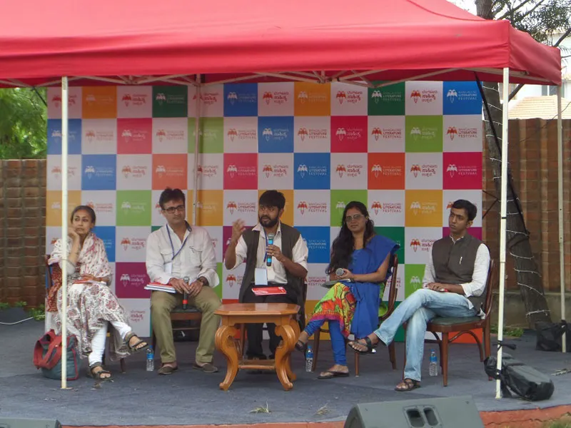 Panel-of-Hindi-poets