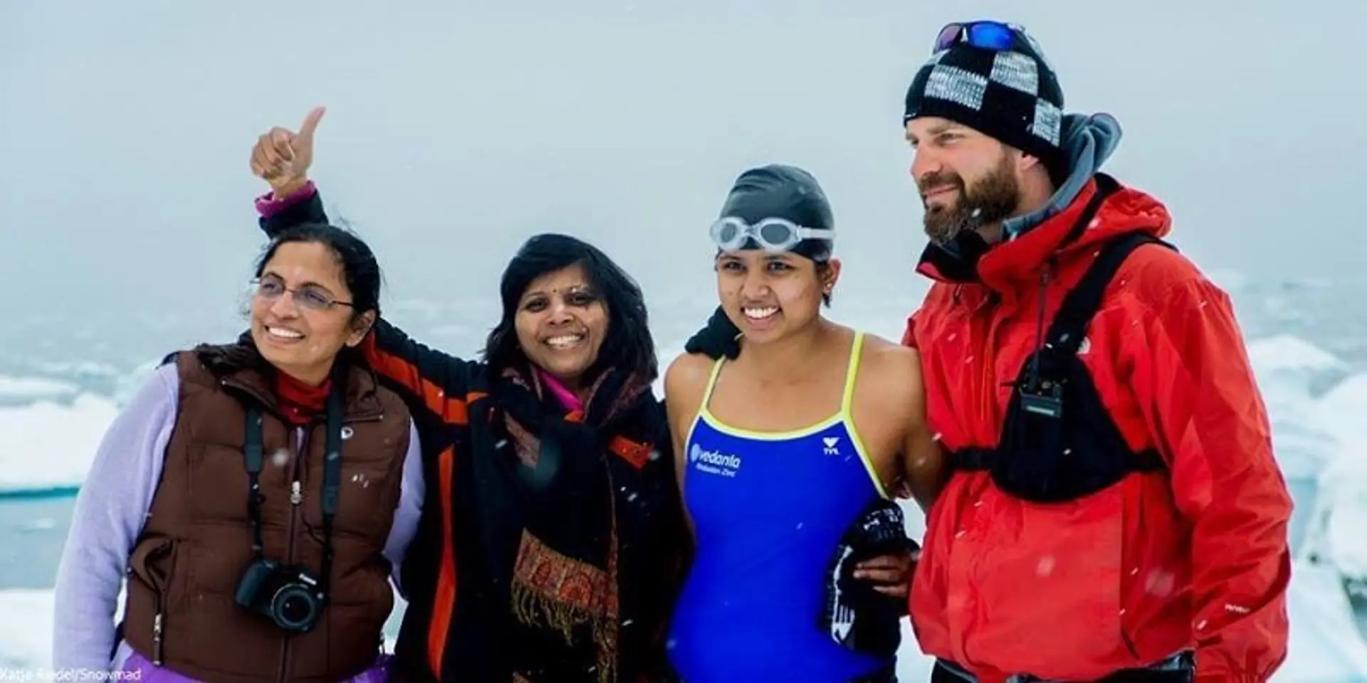 Meet the first mother-daughter duo to swim across the English Channel