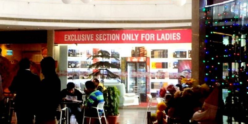 This women-only liquor store in Delhi provides women a hassle-free alcohol-buying experience