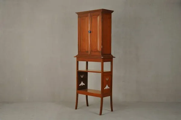 A Victorian Cabinet Stand