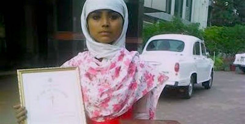 In Agra, a 15-year-old Muslim girl wins bravery award for saving a Hindu student