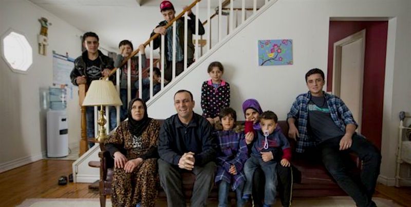 25,000 Syrian refugees to settle in Canada by 2016