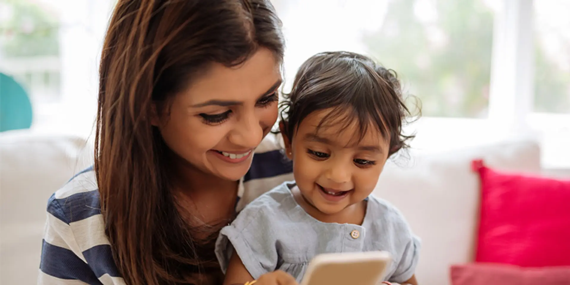 12 practical tips to make travelling with kids stress-free and fun