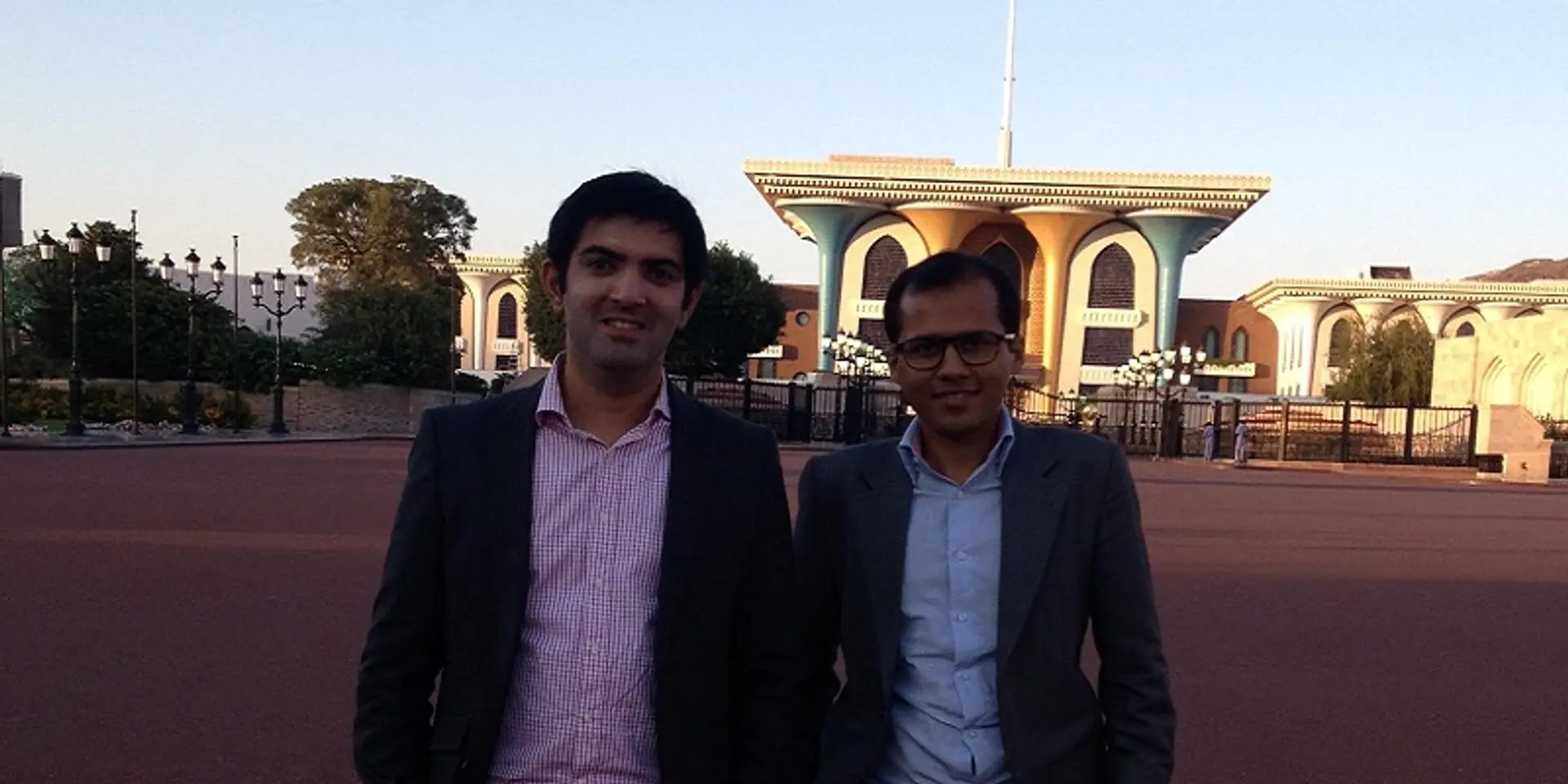 Inspired by a backpacking trip in Australia, these Deloitte analysts start a chain of hostels in India