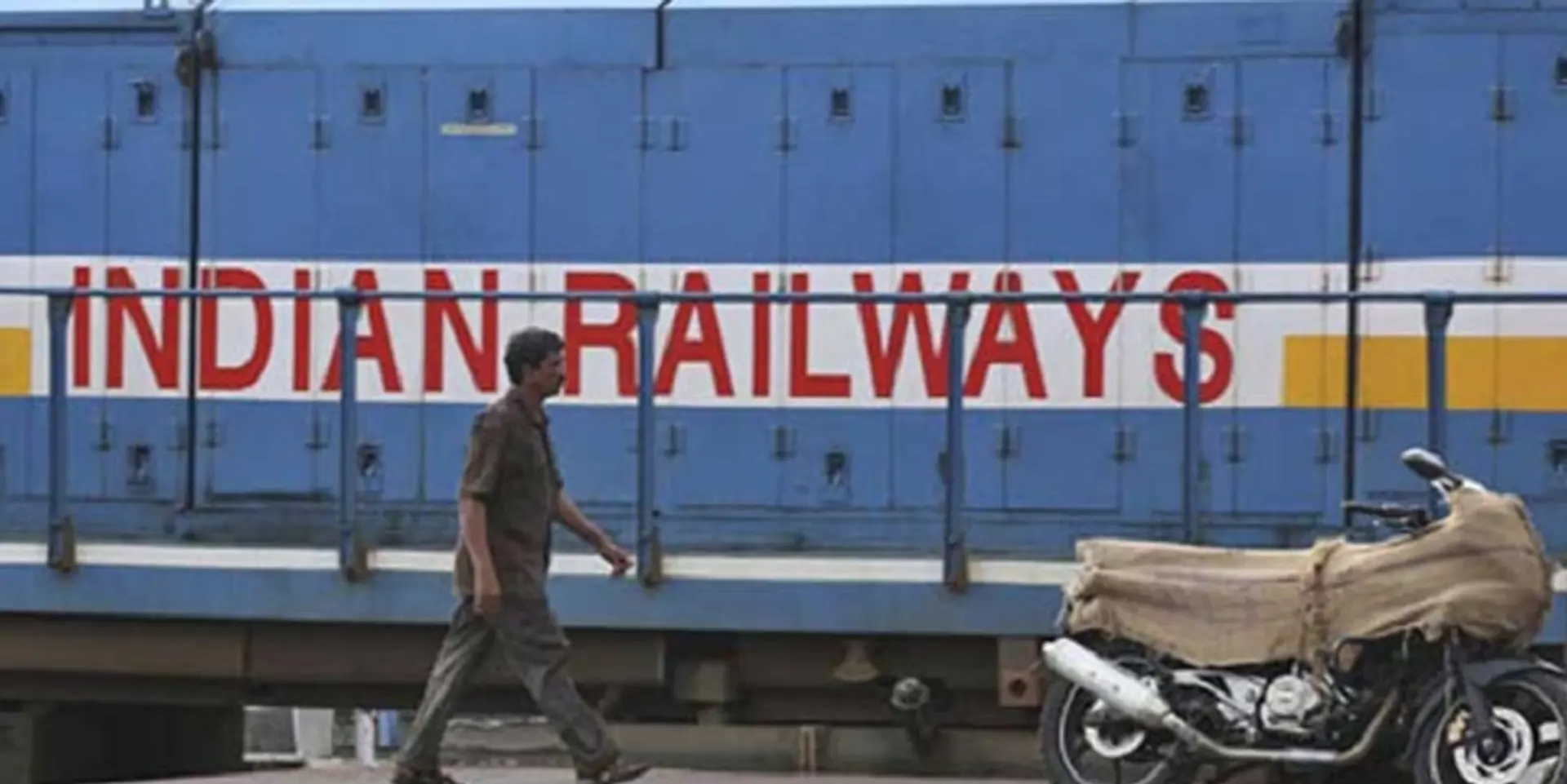 Indian railways to install PoS machines at unreserved ticketing system counters
