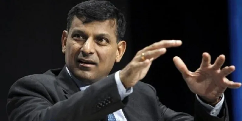 Reserve Bank of India's Governor Raghuram Rajan attends the "Financial Inclusion: Can It Meet Multiple Macroeconomic Goals?" event during the 2015 IMF/World Bank Annual Meetings in Lima, Peru, October 8, 2015. REUTERS/Paco Chuquiure