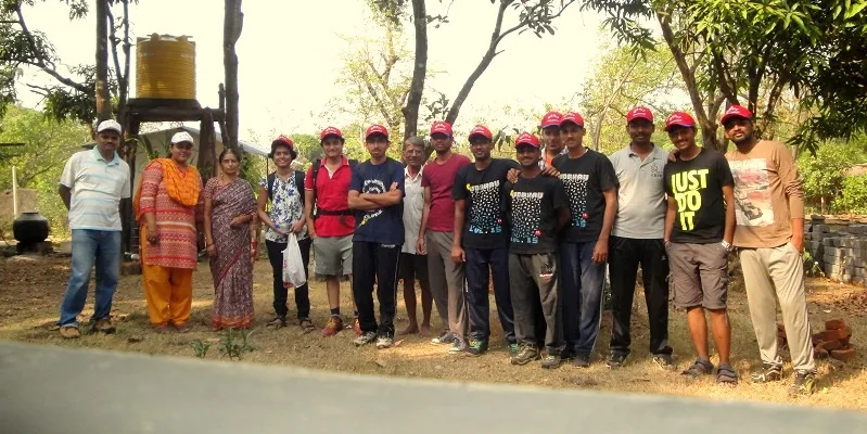 Students from MSRIT, the staff and few villagers