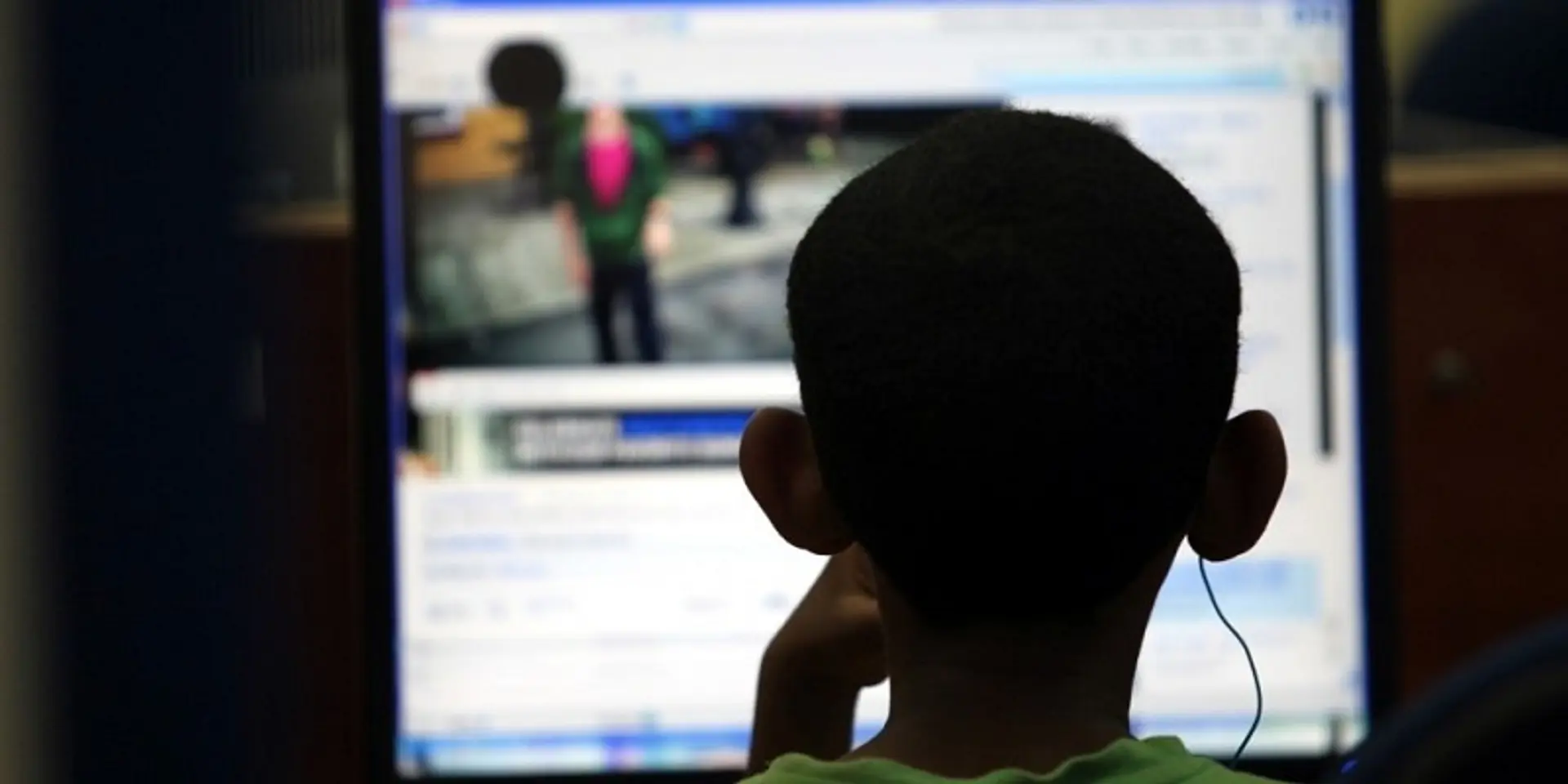 This 10-year-old boy spots a bug on Instagram and becomes the youngest hacker to be rewarded by Zuckerberg