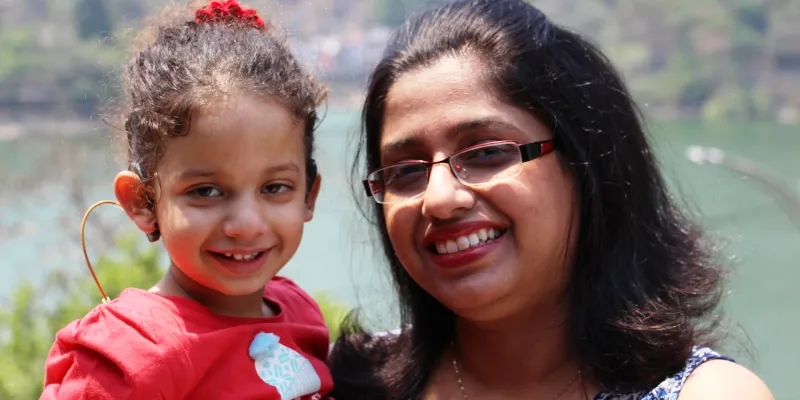 Amishi with her mother Rashmi Sood
