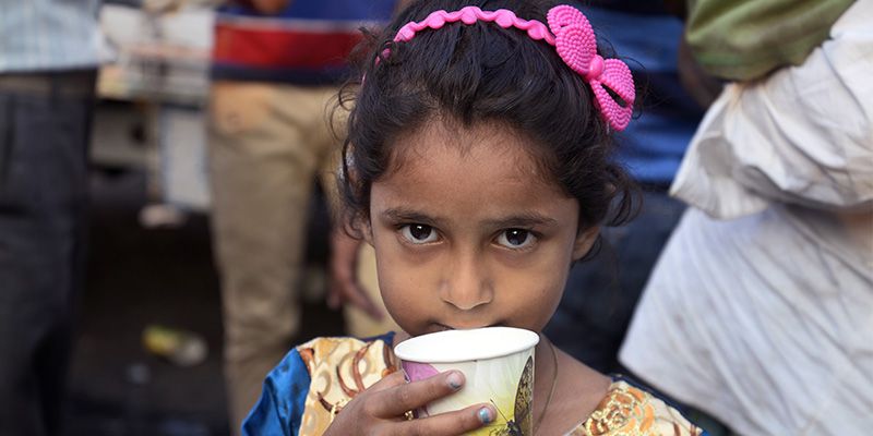 20 year old Farah, has been feeding the street-children of South Mumbai for a decade