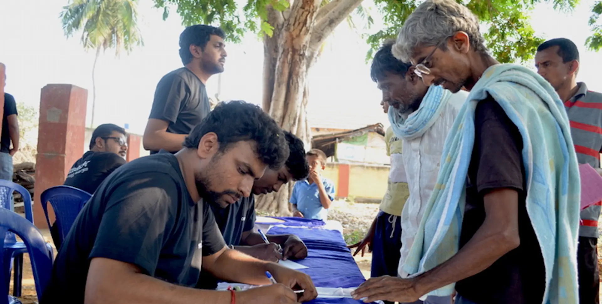 Ninjacart enables farmers sell their produce directly to shops, and is reaping Rs 4 cr revenue every month