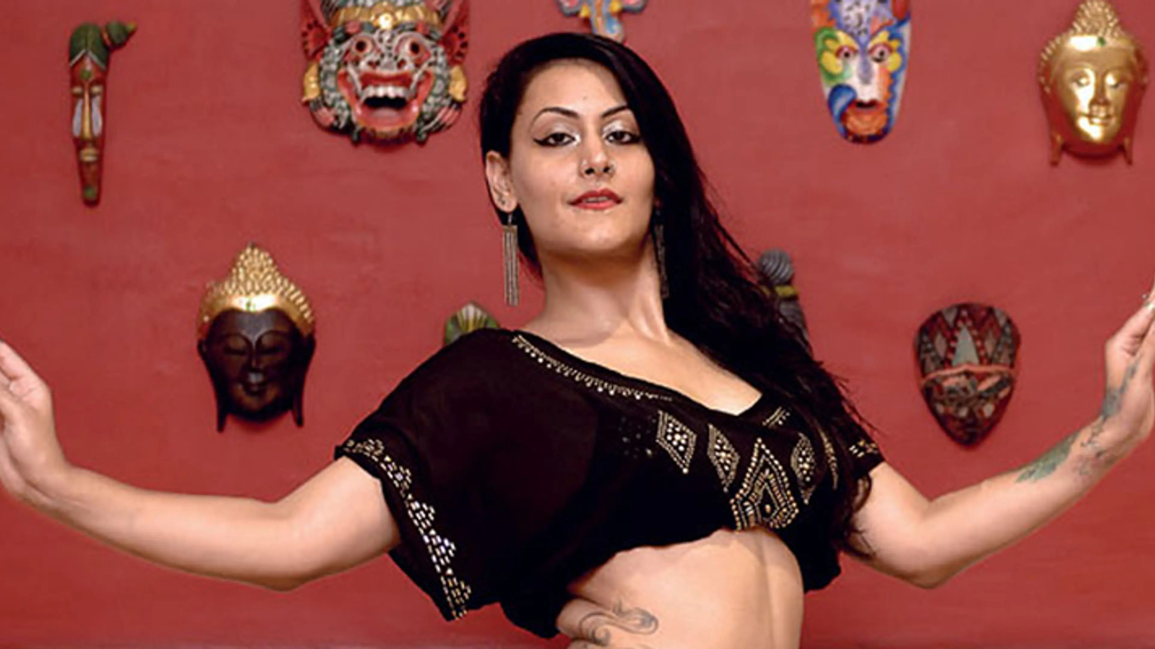 Quitting academics, living on bun maska and chai, saying no to Bollywood — Meher Malik has done it all for her love of belly dancing