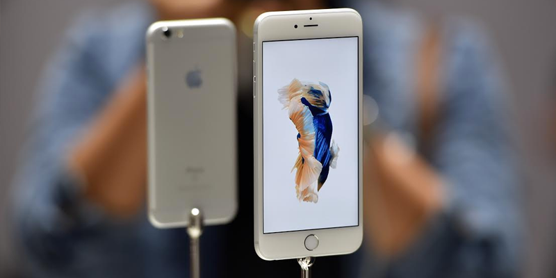 Apple says one billion iPhones have been sold