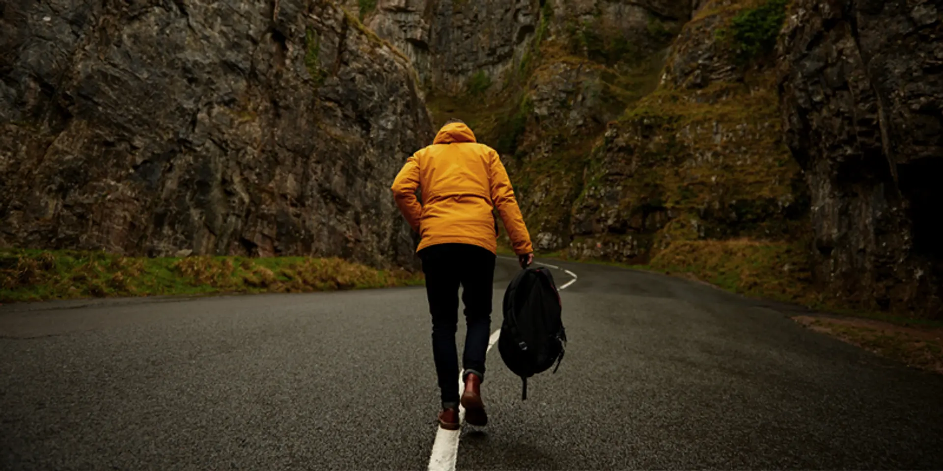 10 apps to make solo travel easier