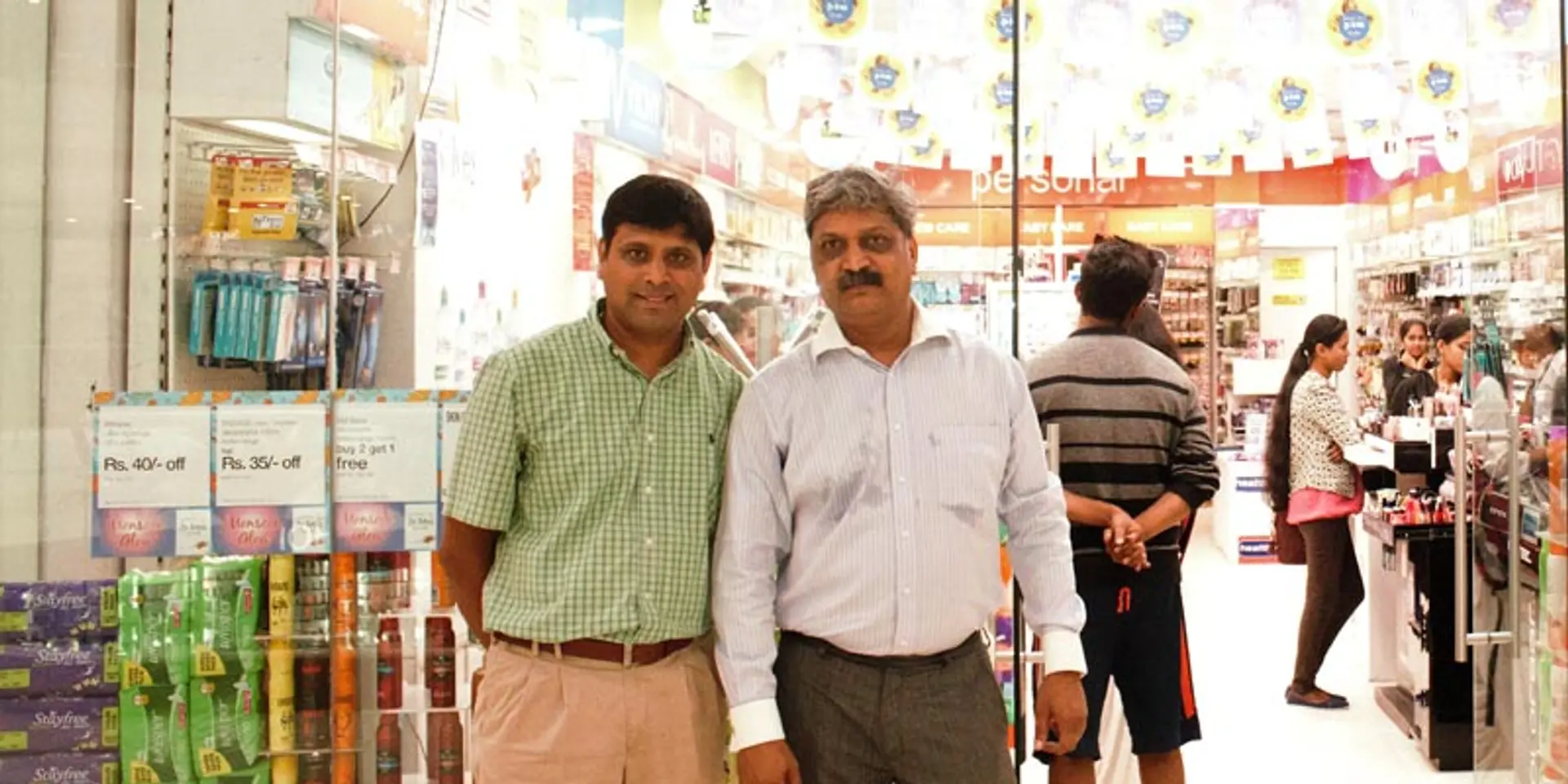 Shopping smart and retailing clever is the Xlogix way
