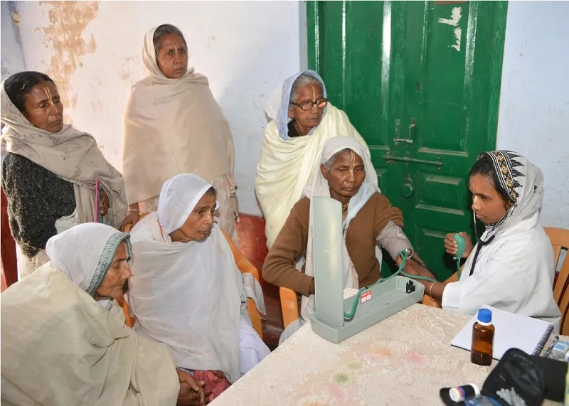 Yourstory Health checkup of widows at Vrindavan Ashrams