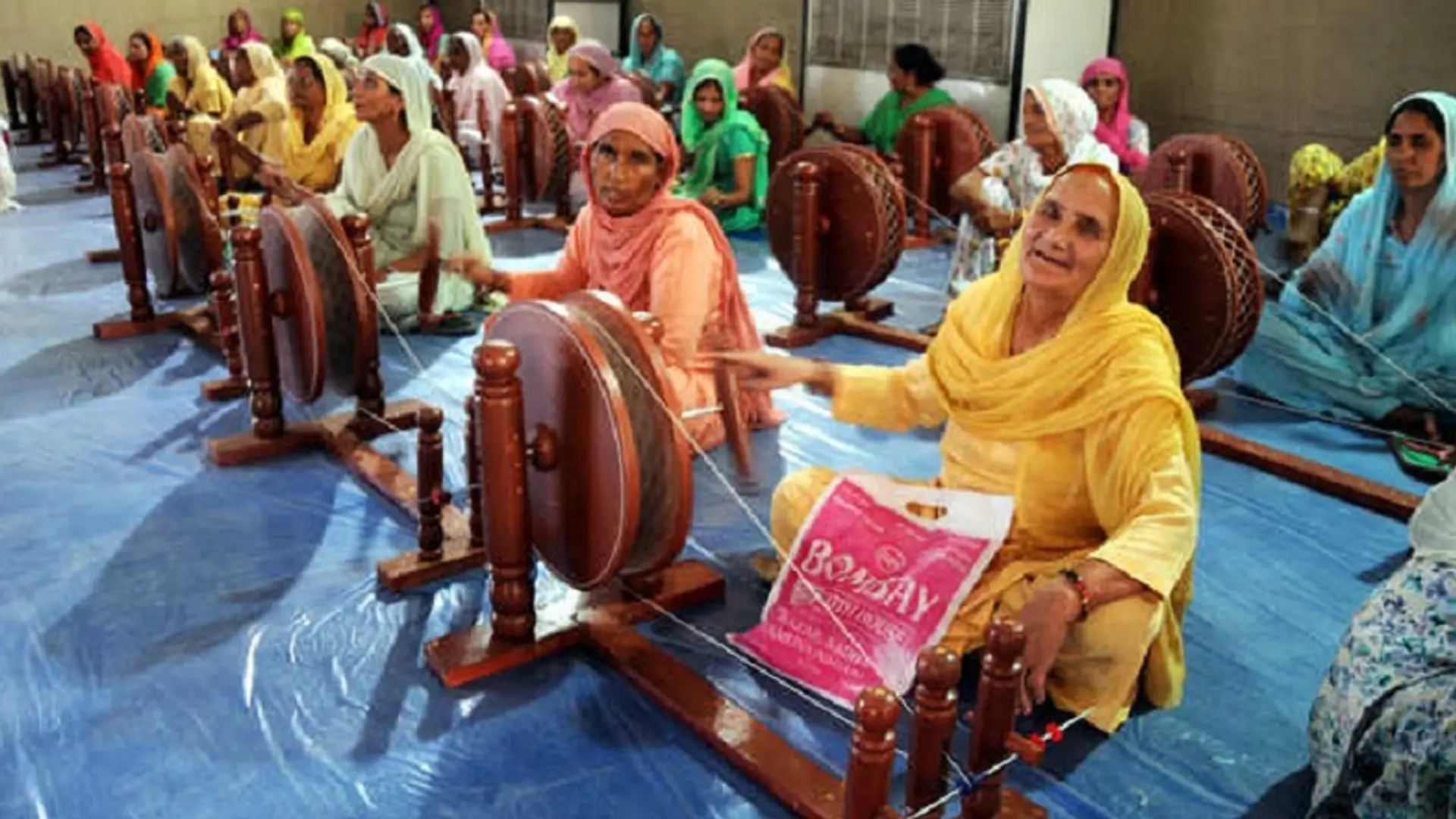 500 charkhas spin tales of economic freedom for 500 Punjab women villagers