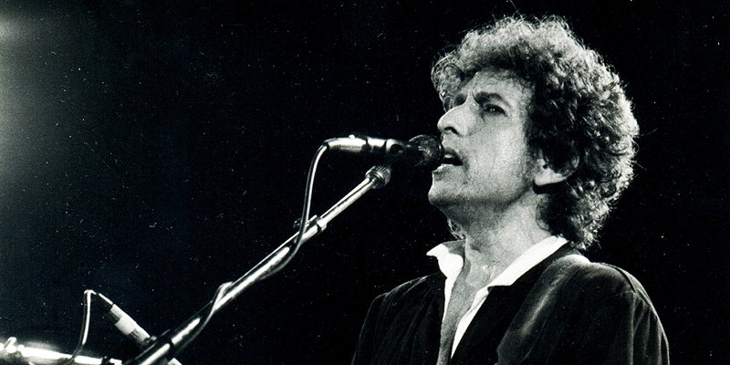 Musician Bob Dylan wins Nobel Prize in Literature, creates history