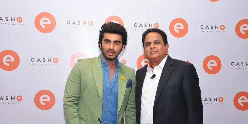 From L-R: Actor Arjun Kapoor launches the CashE app with V Raman Kumar founder of CashE