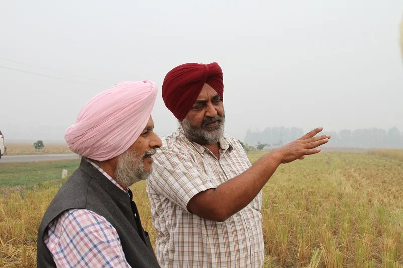 h-s-sidhu-r-with-joginder-singh-of-standard-combine