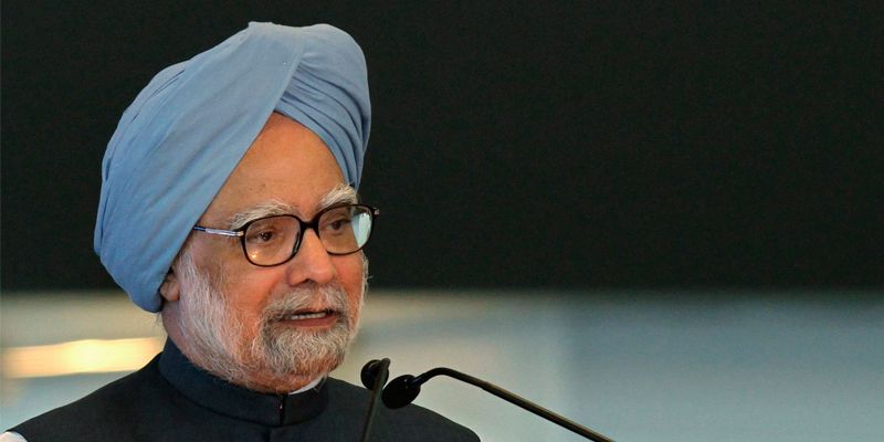 Demonetisation is "organised loot, legalised plunder": Manmohan Singh