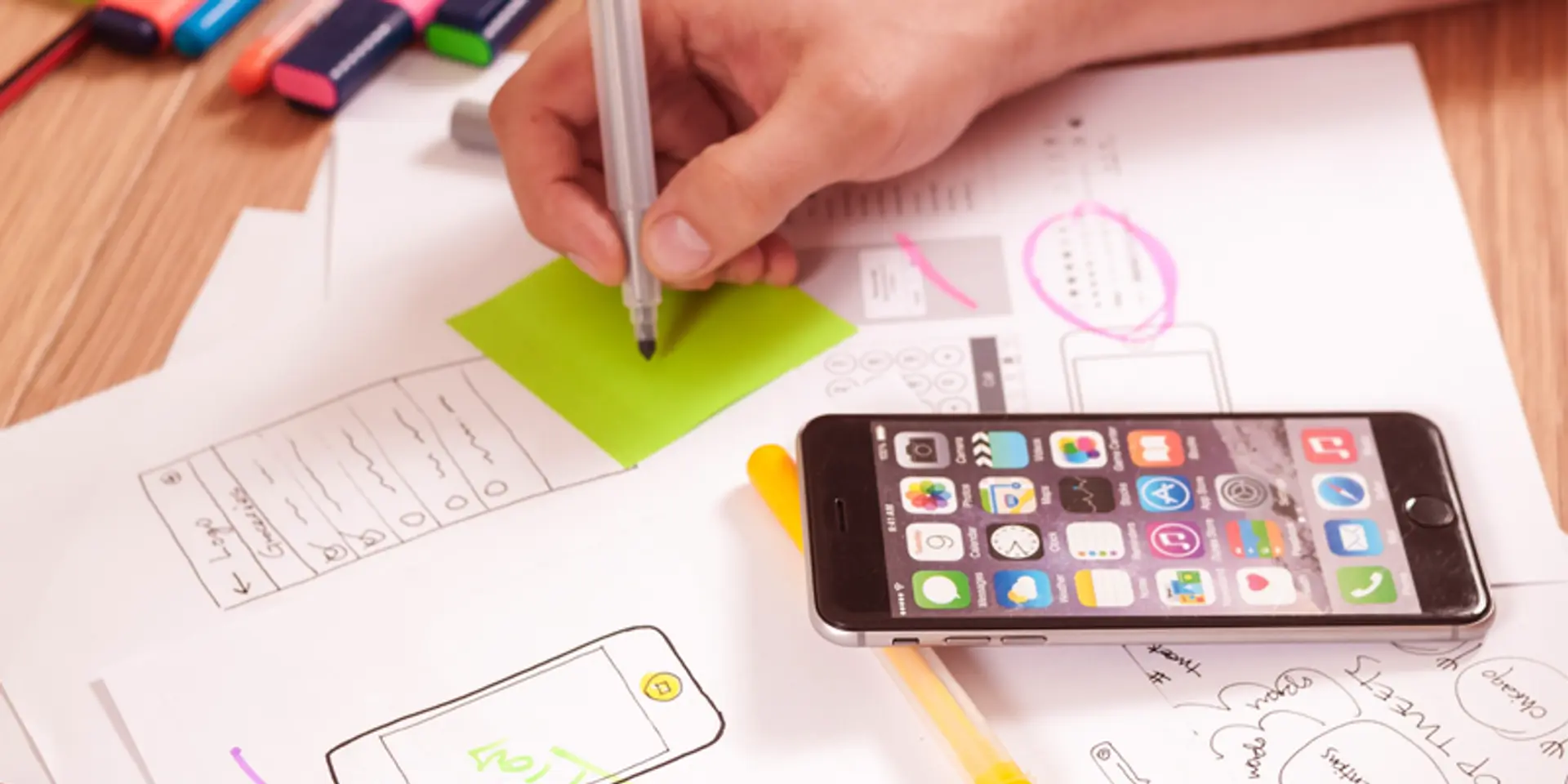 Mobile app development: 5 reasons you should outsource it