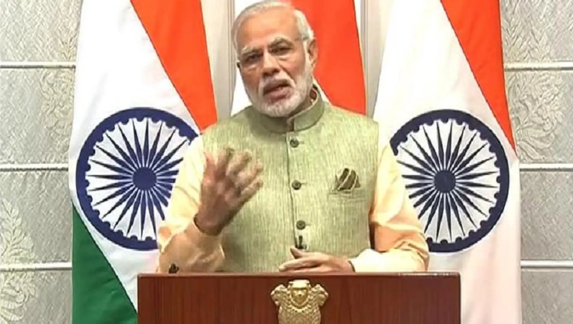 Mann ki Baat: Modi urges citizens to go cashless in 'New India' movement