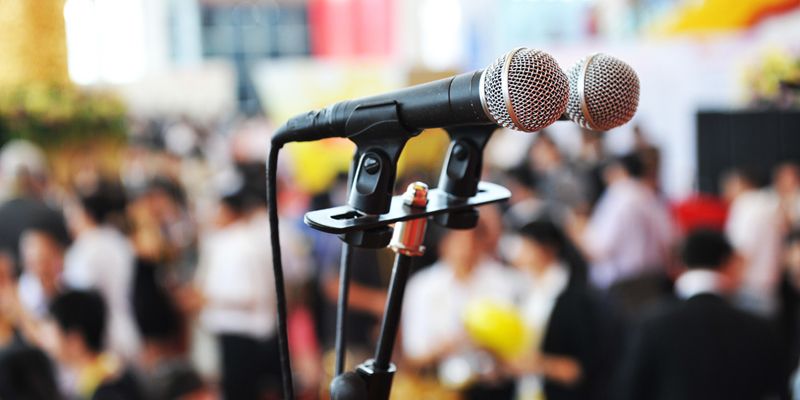 5 TED Talks that will teach you the art of public speaking