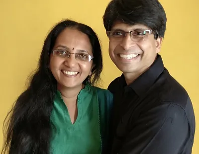 8-pramod-with-wife-lekha