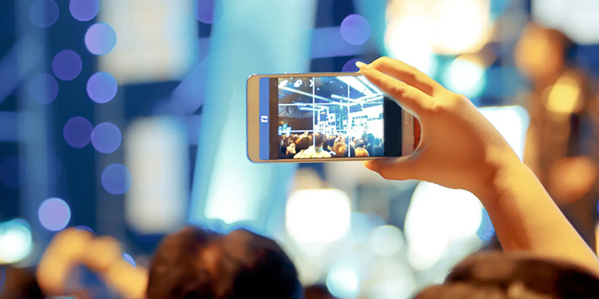 5 ways to use Facebook Live Video to your business’ advantage