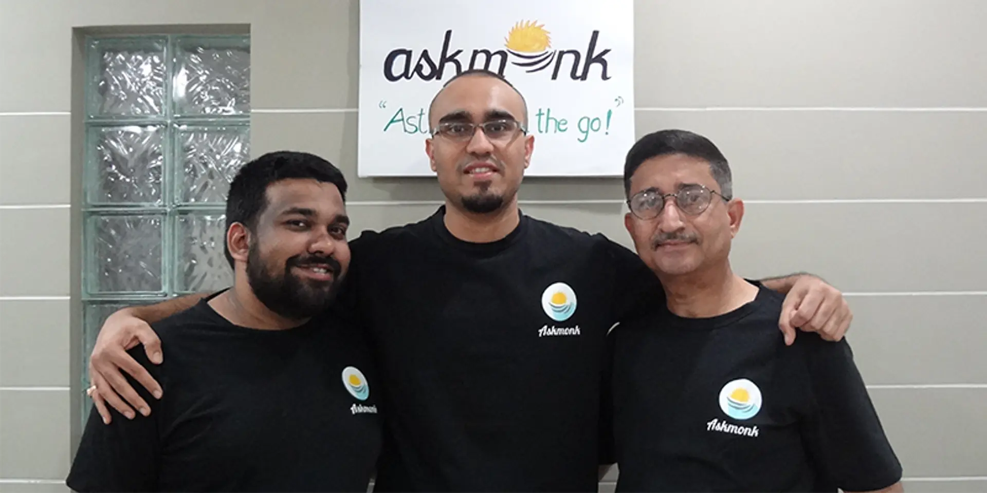 Askmonk takes you one step closer to your future, connecting you with astrologers through smartphones