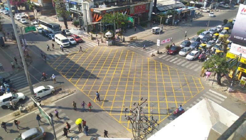 Yellow zig zag lines introduced in 11 hotspots in Bengaluru to manage traffic