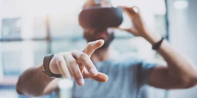 5 ways to make big money in the VR industry