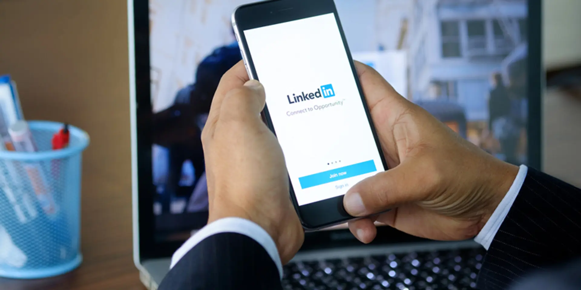 1 consolidated way to make your LinkedIn profile stand out