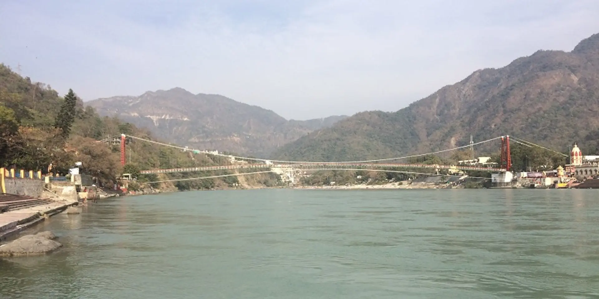 Meet this man who has been making musical instruments on the banks of Ganga for 30 years