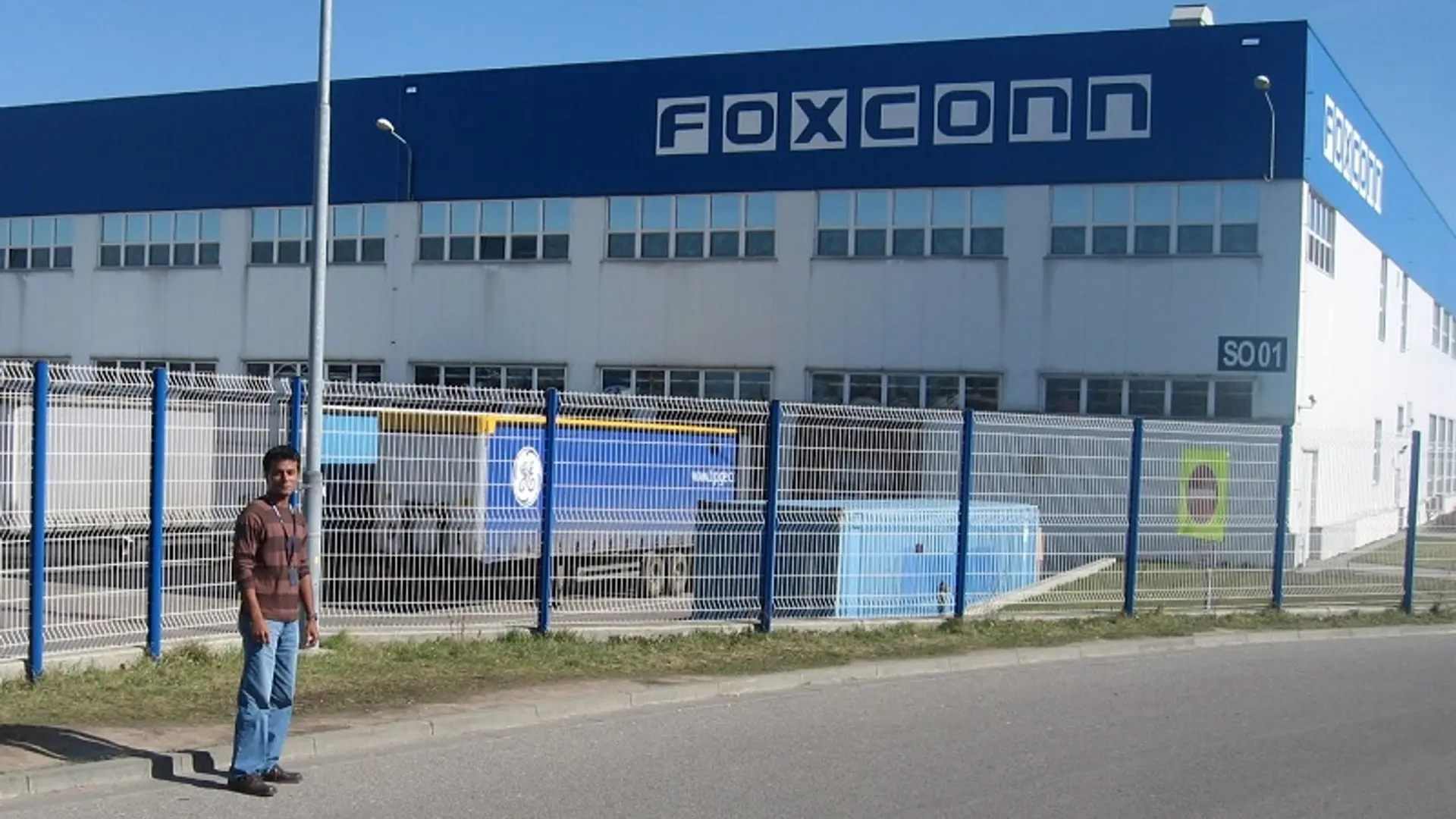 Foxconn working on plans to set up battery energy storage system unit ...