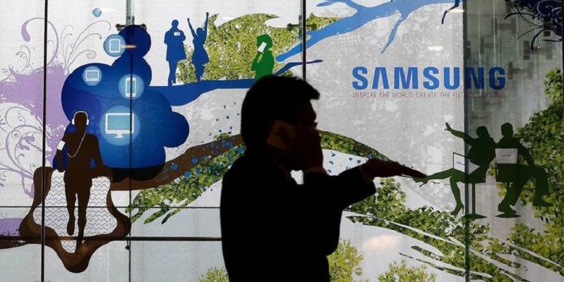Within weeks of govt's Aadhaar Pay launch, Samsung Pay goes live with UPI
