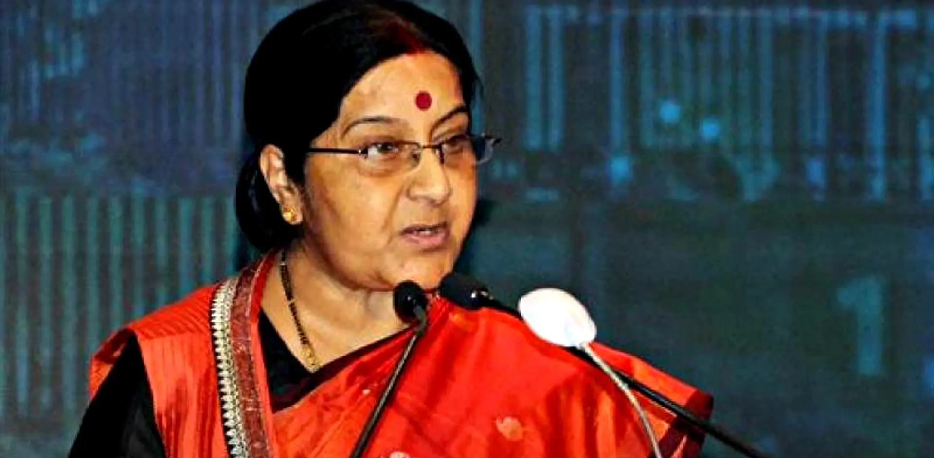 Encourage men to pick up culinary skills, women to learn martial arts: Sushma Swaraj
