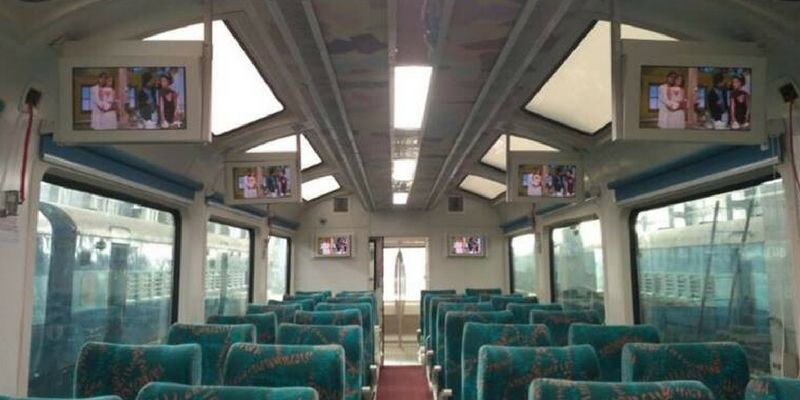 Visakhapatnam and Araku Valley: Suresh Prabhu launches Vistadome coach with glass ceiling and rotating seats