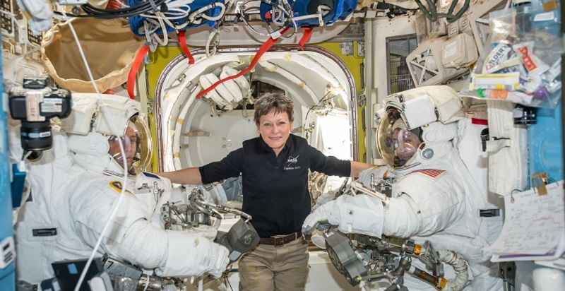 Peggy Whitson, oldest spacewoman from NASA, gets to stay additional three months in space