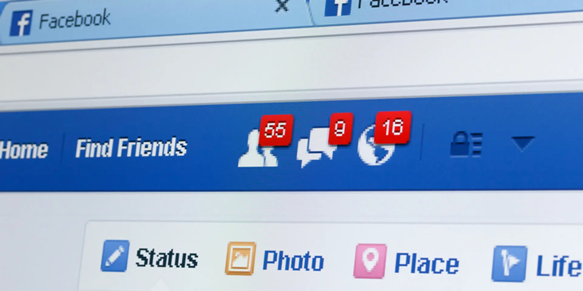 Facebook begins testing 'going live' from its camera