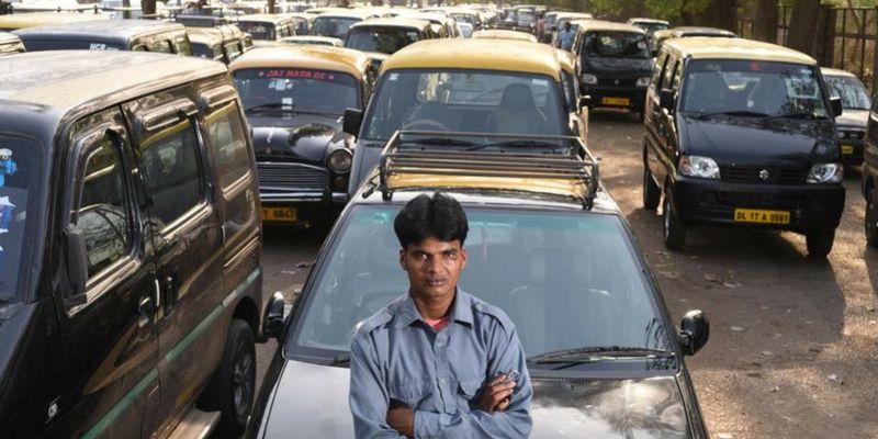 Meet Debendra Kapri, the taxi driver who returned a bag of valuables worth Rs 8 lakh