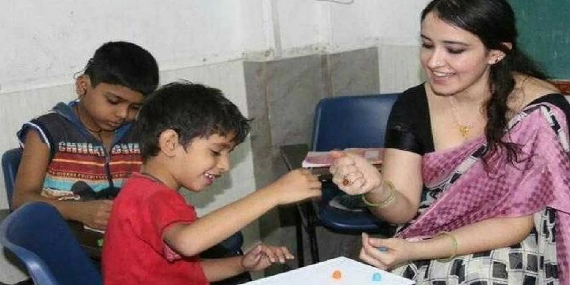 Meet Juleha from Turkey who left her job to teach children for free in Kota